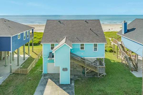 21514 Kennedy Drive, Galveston, TX 77554
