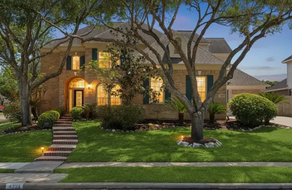 4223 Oak Forest Drive, Missouri City, TX 77459