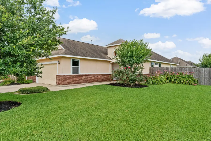 11731 Diamond Court, Monterey Belvieu, TX 77535 - #2