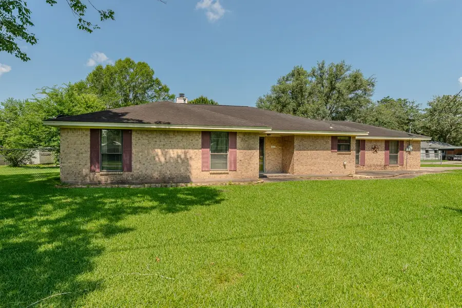 925 Galveston, China, TX 77613 - #2