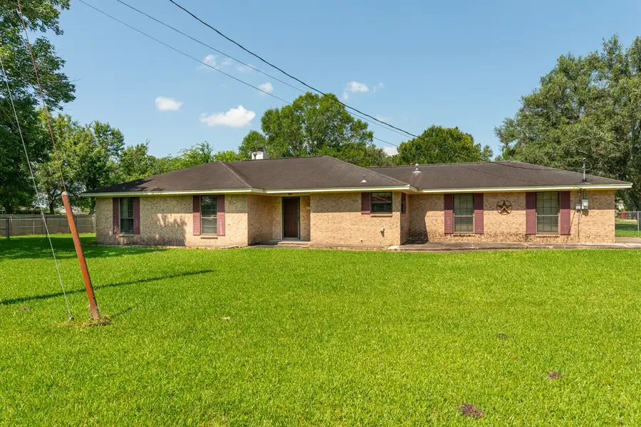 925 Galveston, China, TX 77613 - #3