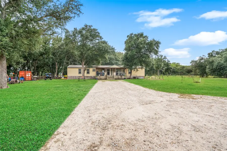 753 Gilmore County Road 224 Road, Bay City, TX 77414 - #2