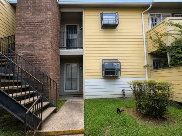 10603 S Wilcrest Drive #36, Houston, TX 77099