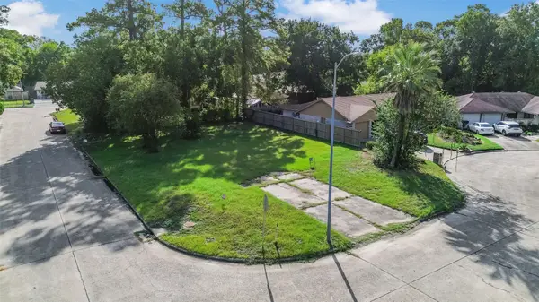 10814 Ribstone Circle, Houston, TX 77016