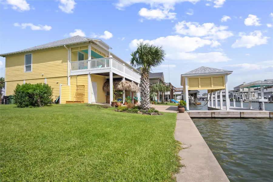 1100 Fountain View Drive, Crystal Beach, TX 77650 - #3