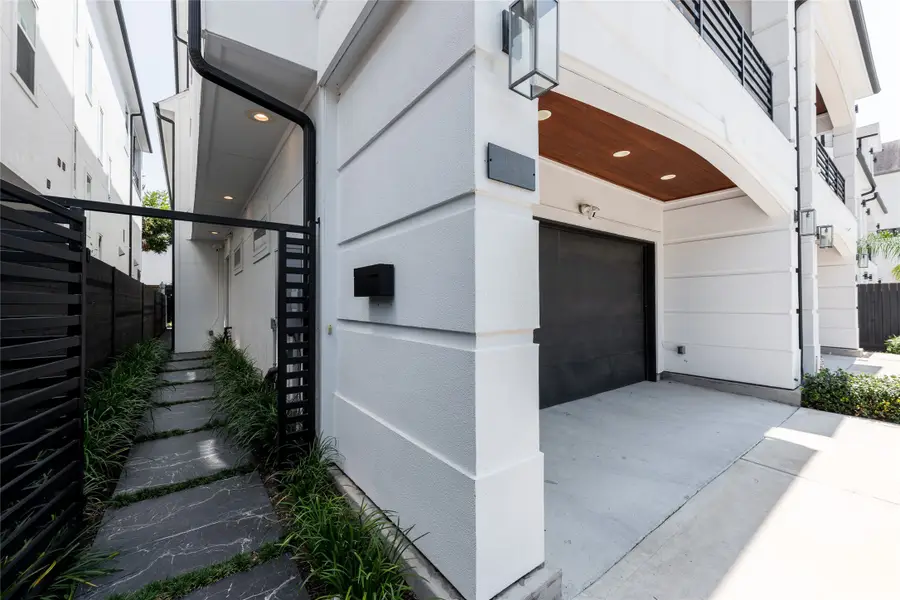 906 Knox Street, Houston, TX 77007 - #3