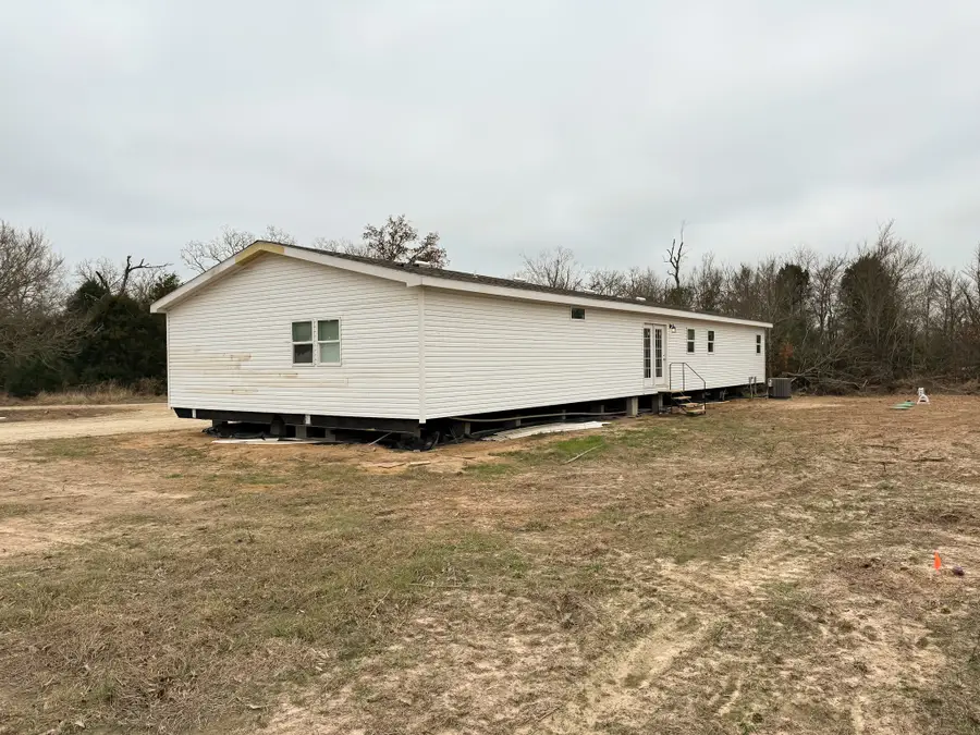 2408 W Hwy 79, Buffalo, TX 75831 - #2