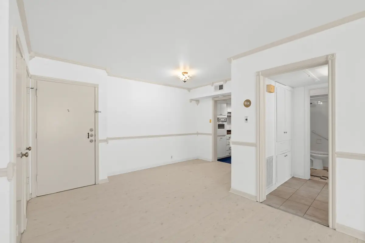 2601 Bellefontaine Street #B105, Houston, TX 77025 - #1