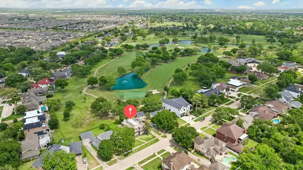 3036 Green Tee Drive, Pearland, TX 77581