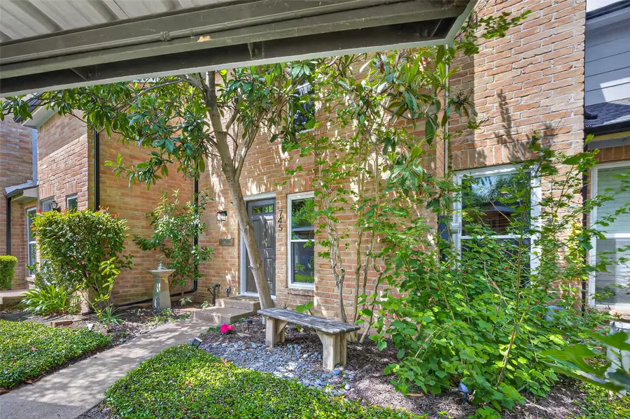 745 Worthshire Street, Houston, TX 77008 - #3