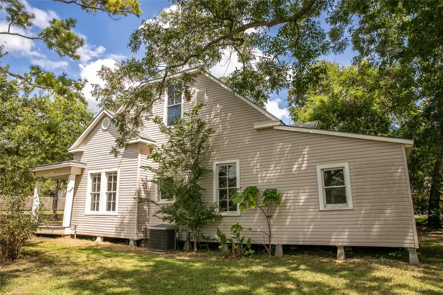 1004 Norris Street, Brenham, TX 77833 - #2