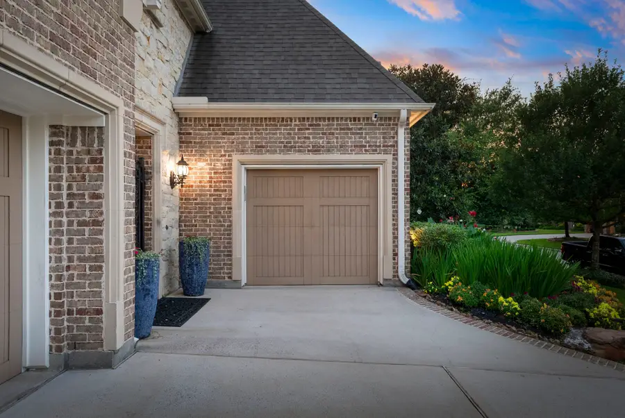 119 W Cresta Bend Place, Spring, TX 77389 - #3