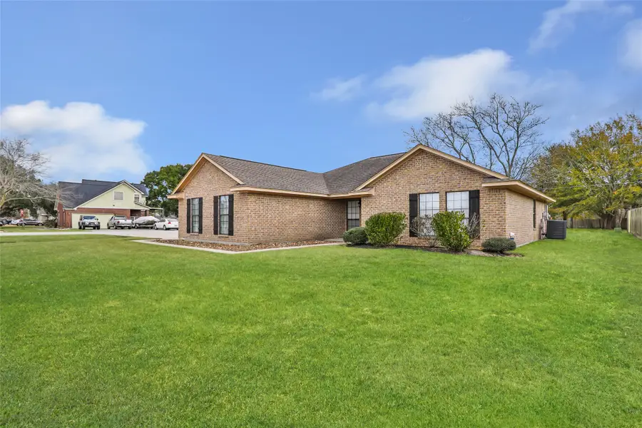 12110 E River Run Drive, Baytown, TX 77523 - #3