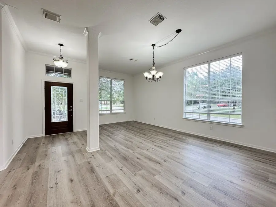 73 E Montfair Boulevard, The Woodlands, TX 77382 - #2