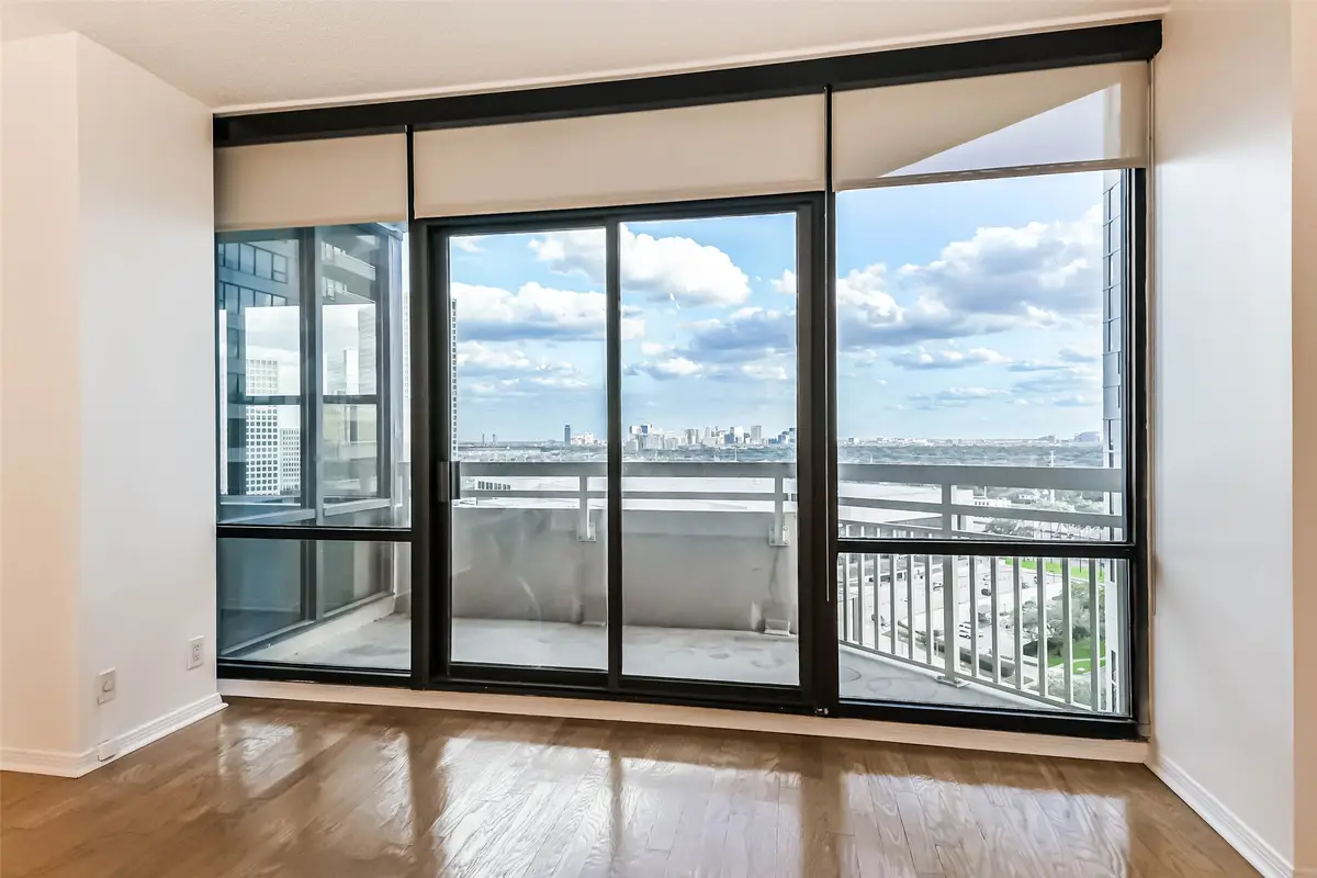 14 Greenway Plaza #15N, Houston, TX 77046 - Image #1