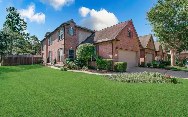 1103 Glenwood Canyon Lane, Houston, TX 77077