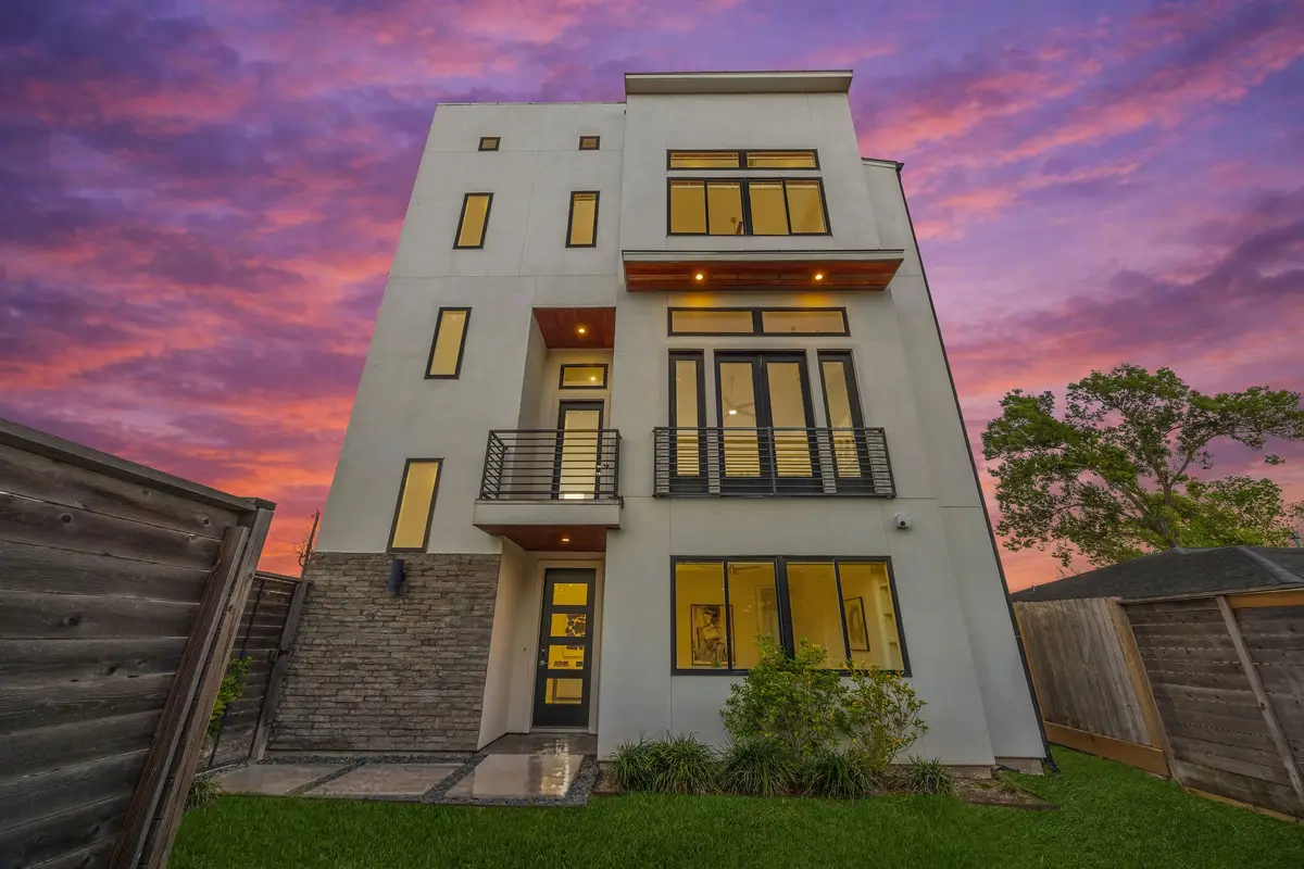 7327 Shadyvilla Pointe Drive, Houston, TX 77055 - #1