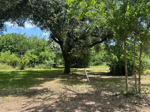 500 BLOCK Meadowlawn Avenue, La Porte, TX 77571