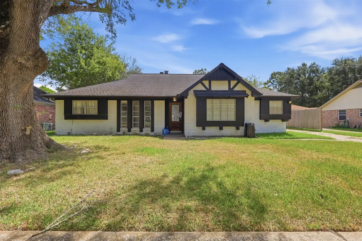 341 Dawn Hill Drive, Friendswood, TX 77546 - #1