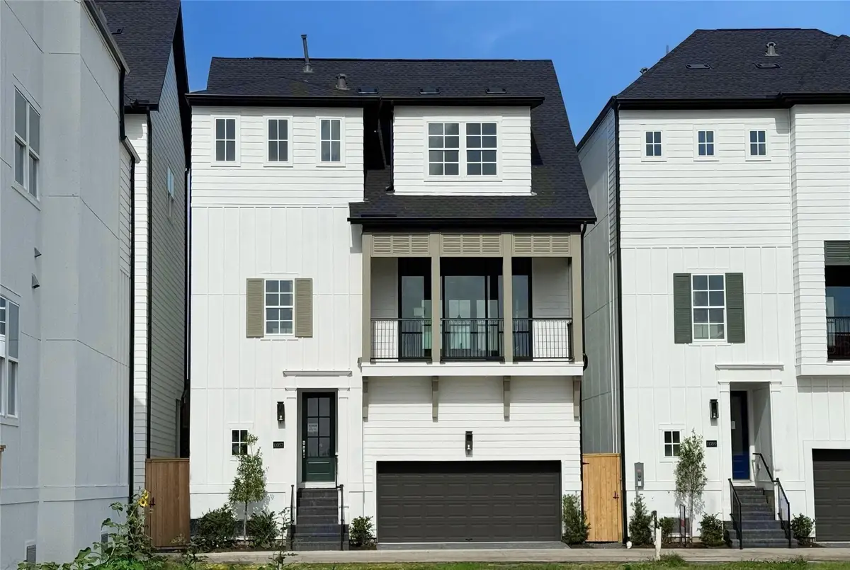 11057 Chatterton Drive, Houston, TX 77043 - Image #1