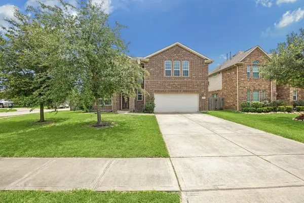 9707 Shimmering Lakes Drive, Rosharon, TX 77583