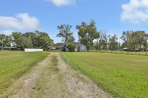 1303 Fm-1409, Dayton, TX 77535