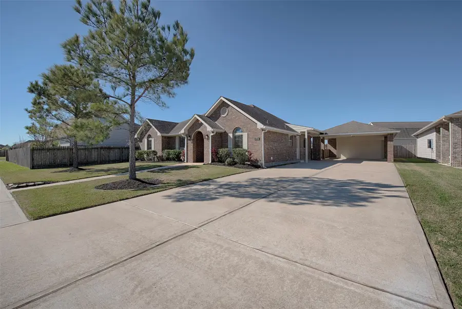 6714 Lone Star Ridge, Manvel, TX 77578 - Image #2