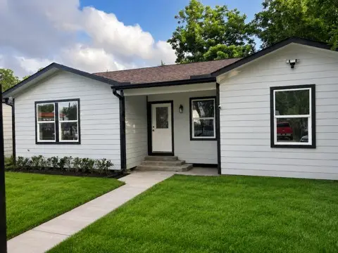 216 Burress Street, Houston, TX 77022