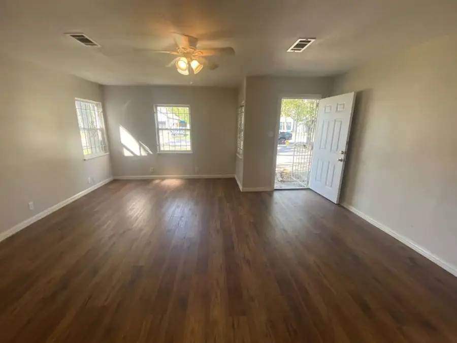 5131 Nassau Road, Houston, TX 77021 - Image #2