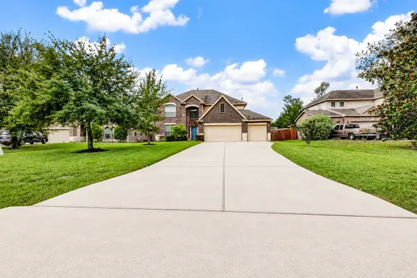 33227 Greenfield Forest Drive, Magnolia, TX 77354