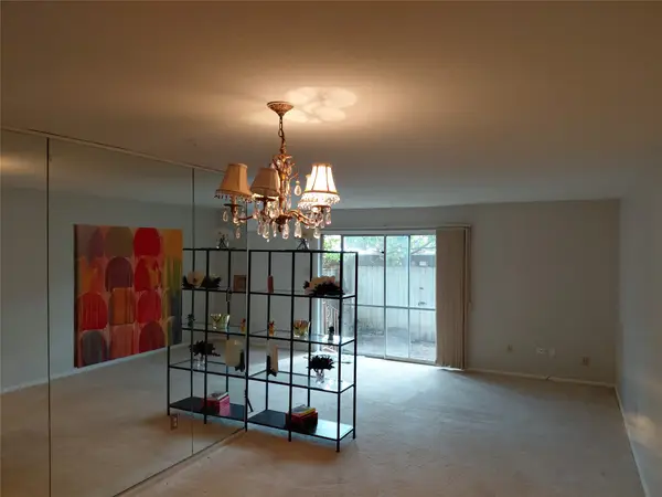 406 N Post Oak Lane, Houston, TX 77024
