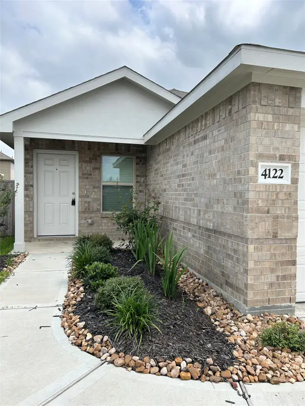 4122 Zavala Mill Street, Baytown, TX 77521