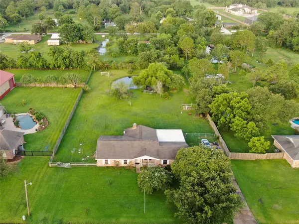 7301 Avenue L 1/2, Santa Fe, TX 77510