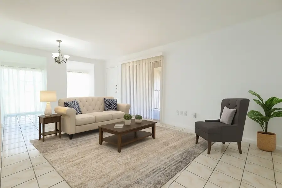 12633 Memorial Drive #14, Houston, TX 77024 - Image #3