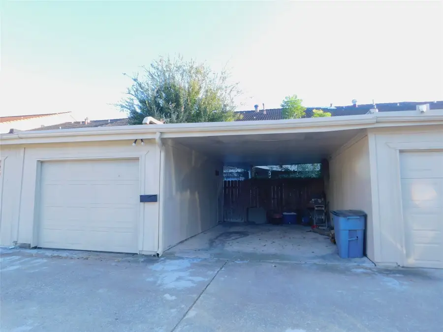 3258 Continental Drive, Missouri City, TX 77459 - Image #2