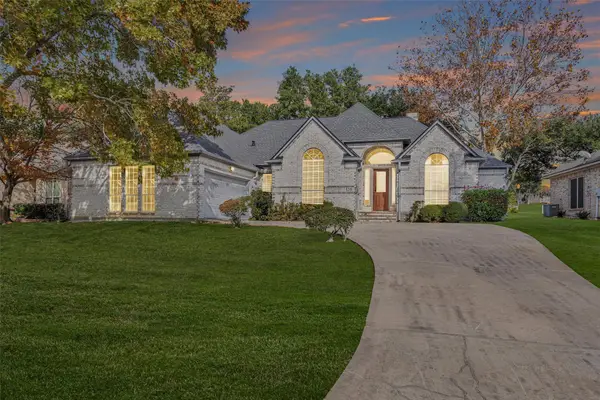 139 April Waters Drive N, Conroe, TX 77356