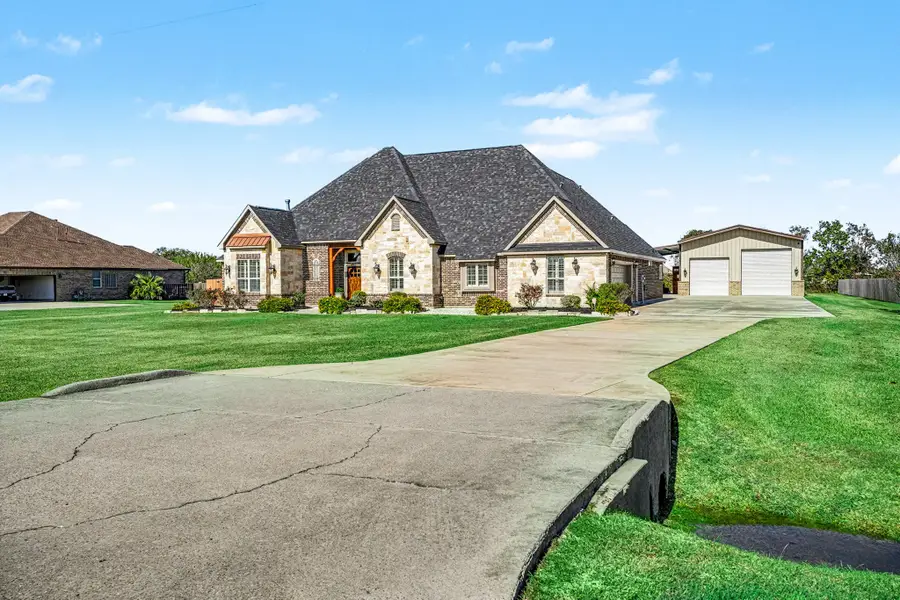 4527 Majestic Drive, Baytown, TX 77523 - Image #3