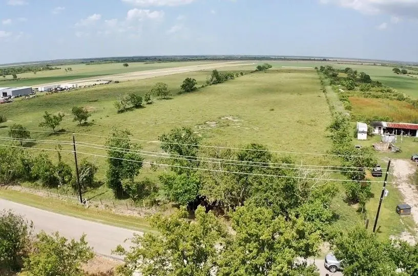 212 County Road, Angleton, TX 77515 - #2