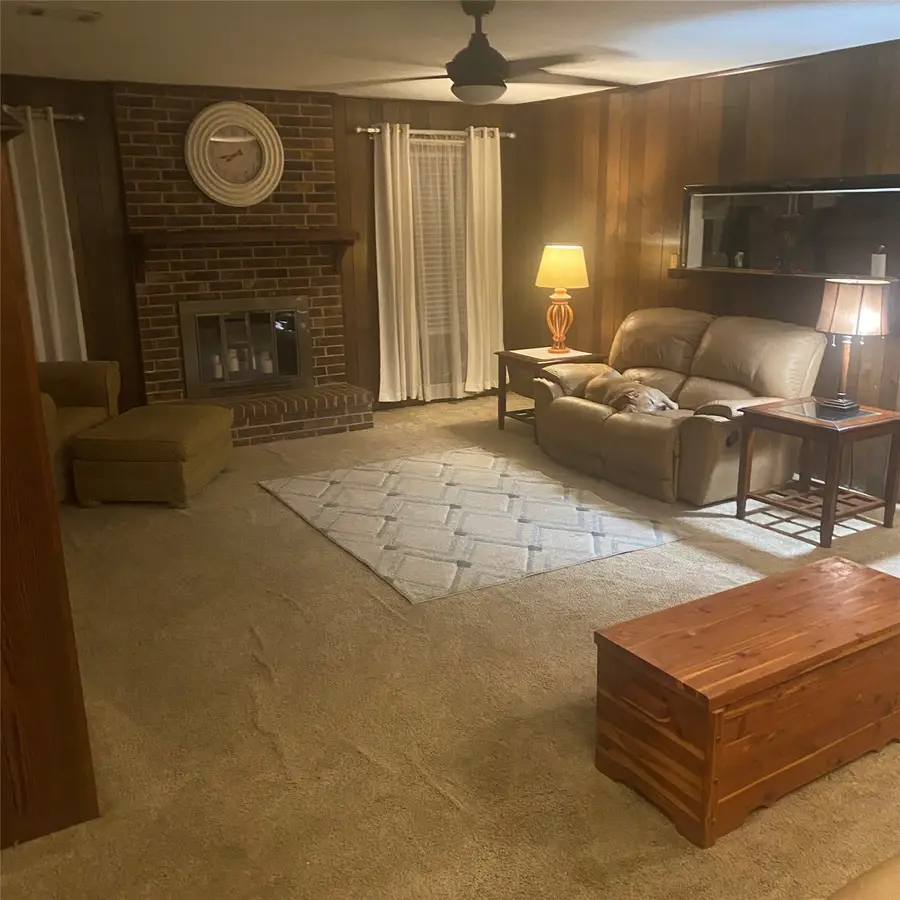 123 Lone Oak Drive, Highlands, TX 77562 - #2