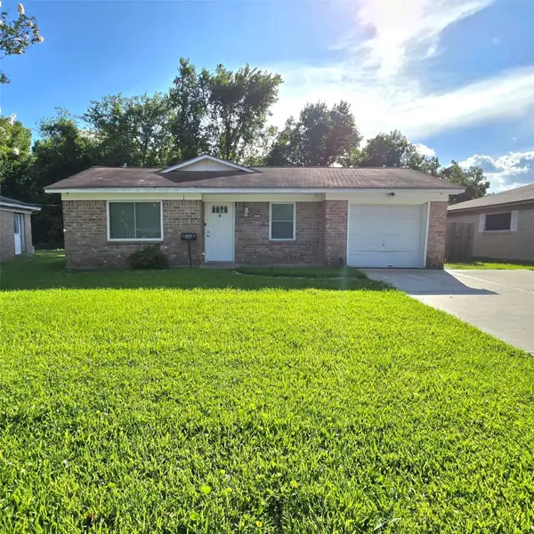 1805 N 5th Street, Baytown, TX 77520