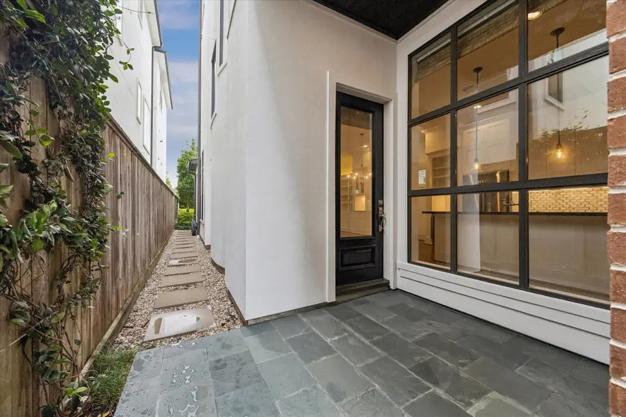 1301 Peden Street, Houston, TX 77006 - #3