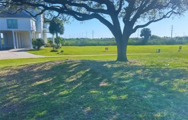 3619 Foremast Drive, Galveston, TX 77554