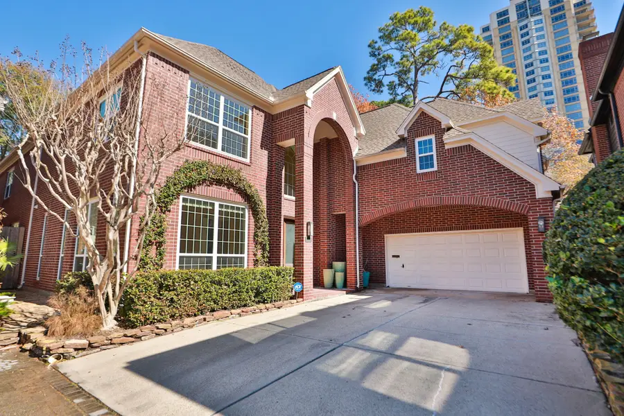 106 N Wynden Estates Court, Houston, TX 77056 - #2