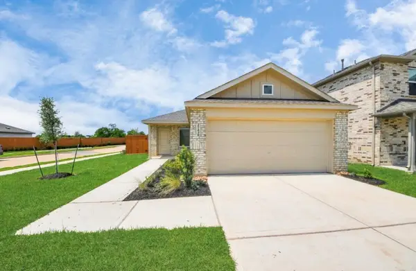 27438 Sweet Water Bay Dr, Katy, TX 77493