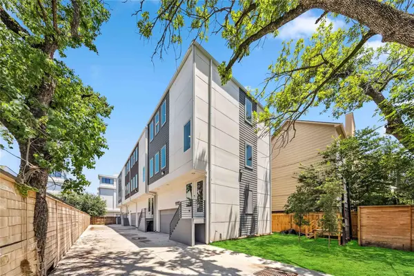 1113 W 21st Street, Houston, TX 77008