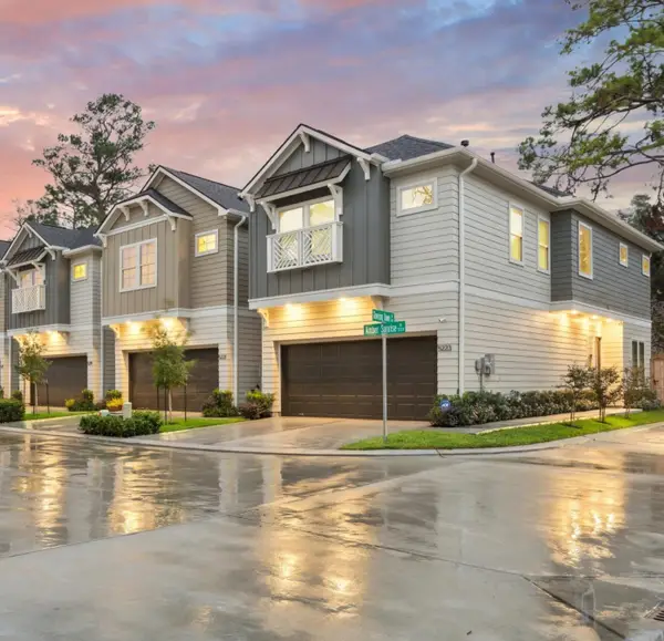 5214 Amber Sunrise Drive, Houston, TX 77018