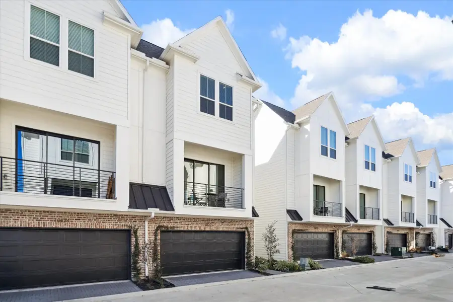 3922 Willowbend Ploint, Houston, TX 77025 - Image #2