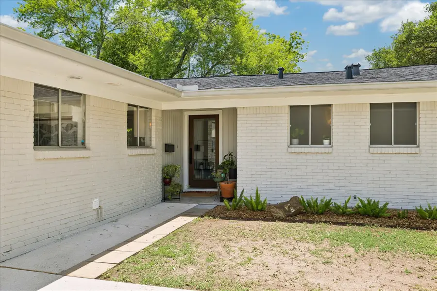 8827 Mcavoy Drive, Houston, TX 77074 - #3