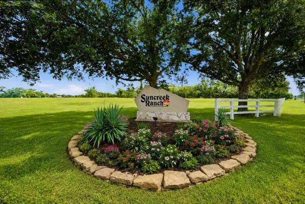 1011 W Fm 1462, Rosharon, TX 77583