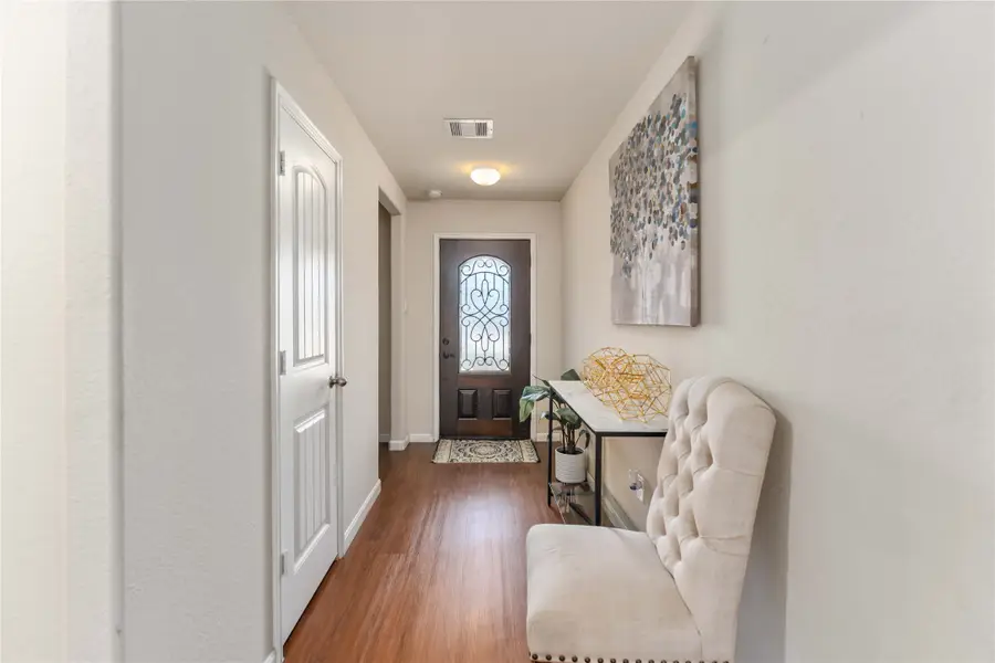 9902 Bezeled Circle Lane, Rosharon, TX 77583 - Image #3